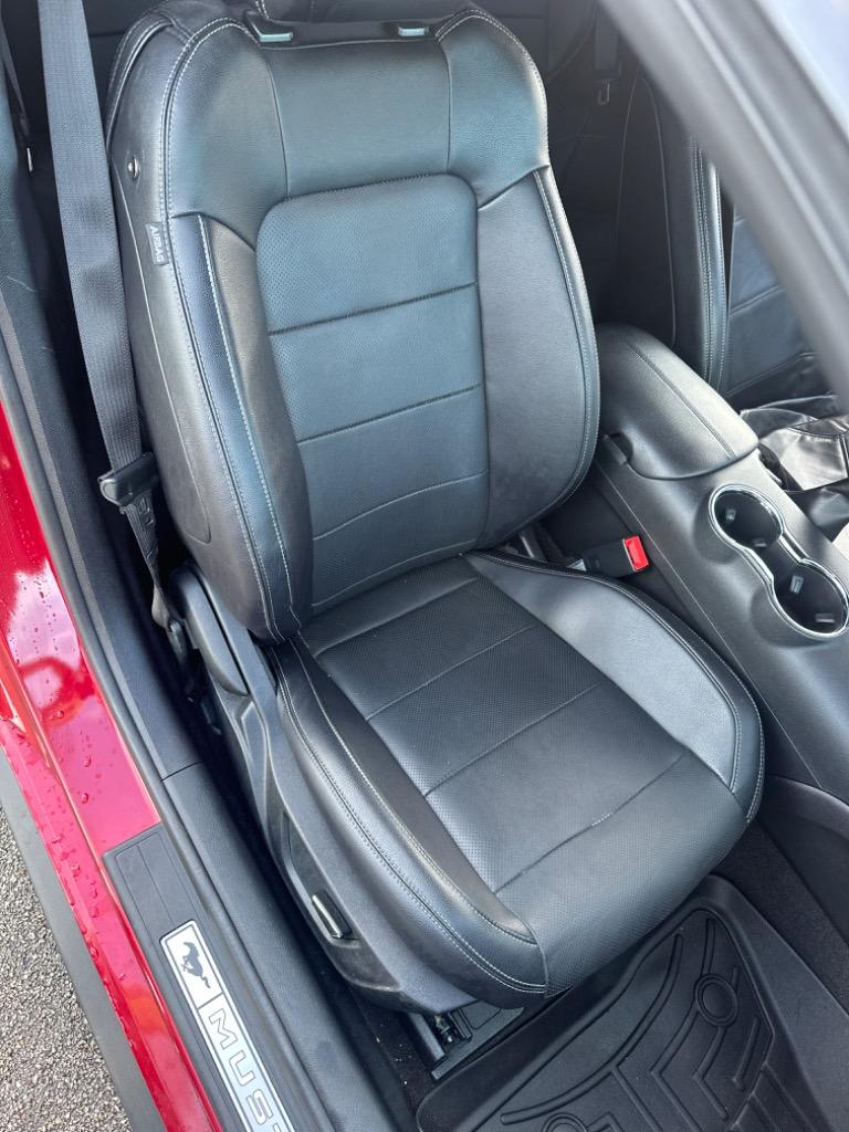 2017 Ford Mustang - $39,995
